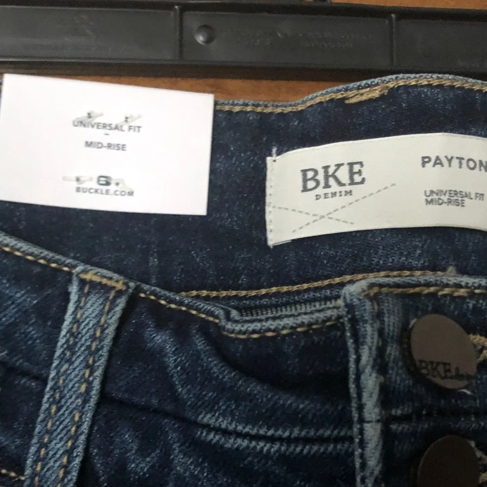 Buckle Dark Blue Ankle Jeans - Picture 2 of 3